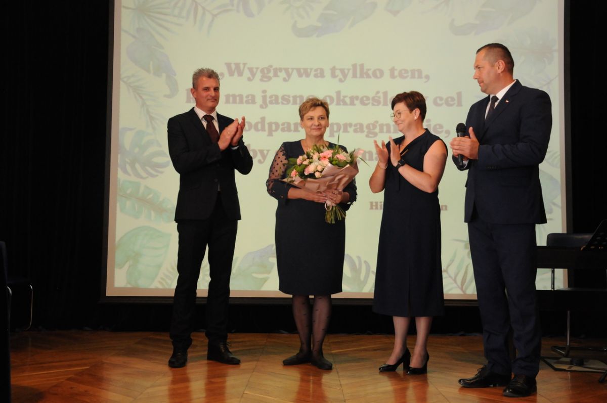 Inauguracja Roku Szkolnego 2022/2023 w Technikum im. Jana Zamoyskiego w Zwierzyńcu oraz w Zespole Szkół Nr 2 im. dr. Z. Klukowskiego w Szczebrzeszynie